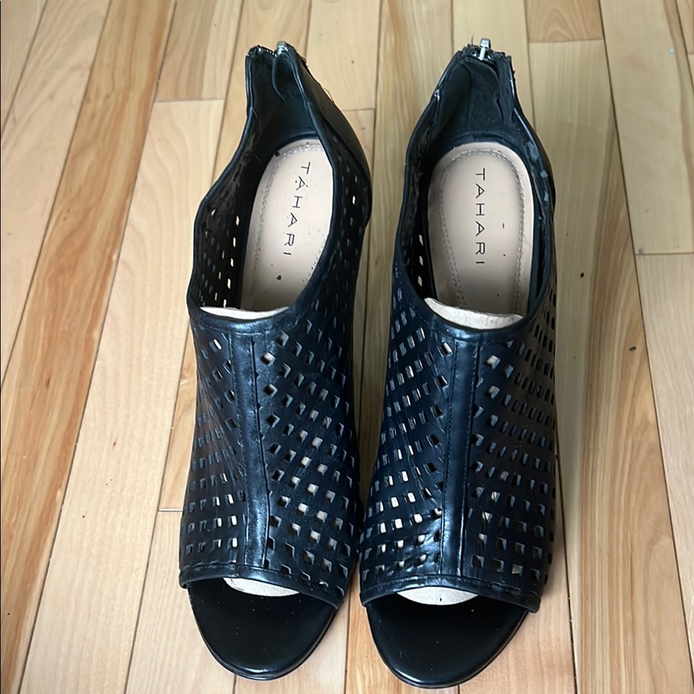 Tahari Black Women's Shoes